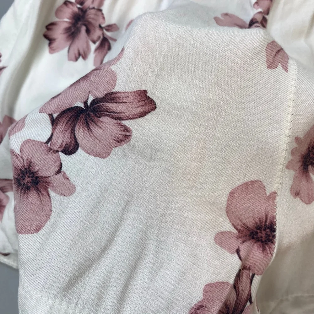 Brandy Melville Shorts White Pink Floral Print Italy Dollette Soft Girl Coquette - Picture 10 of 11